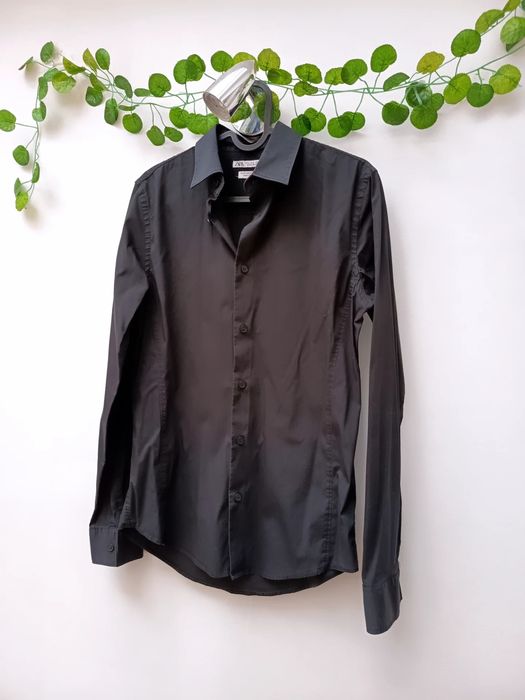 Camisa Preta de Manga Comprida