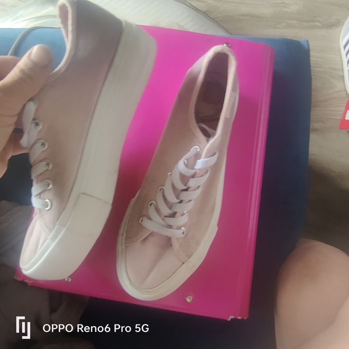 Buty trampki Cropp 38