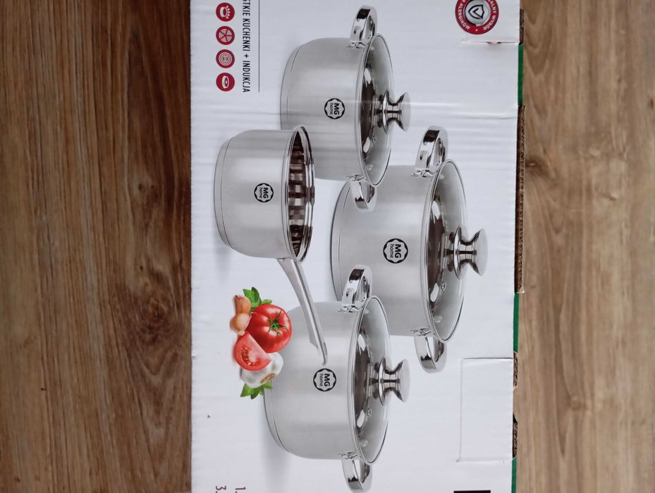 Zestaw garnków ze stali nierdzewnej