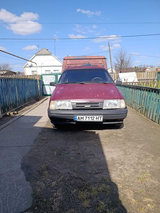 Продам ИЖ Ода 2717