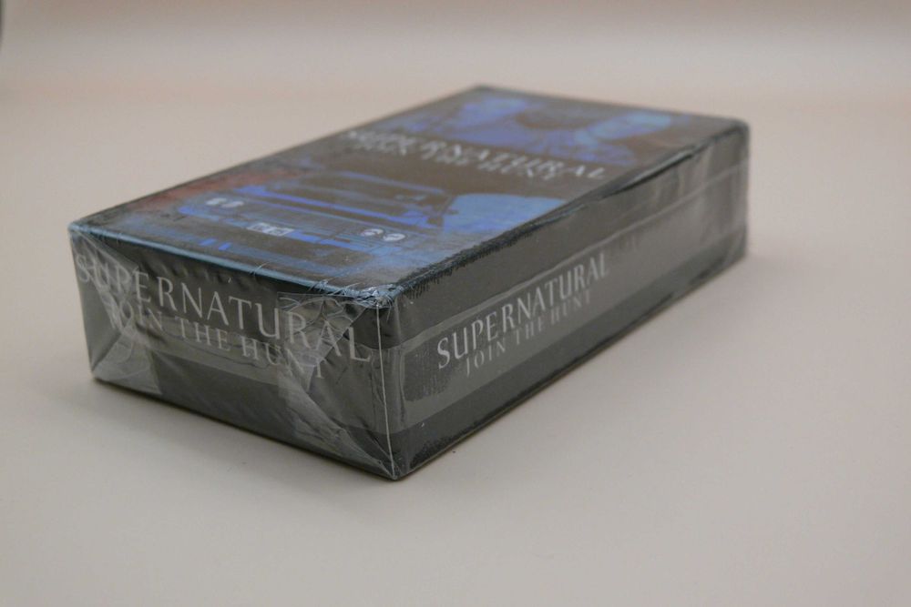 Sobrenatural: Junte-se à Caçada: Baralho de Tarôt e Guia