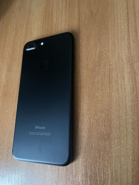 Продам iphone айфон 7 plus