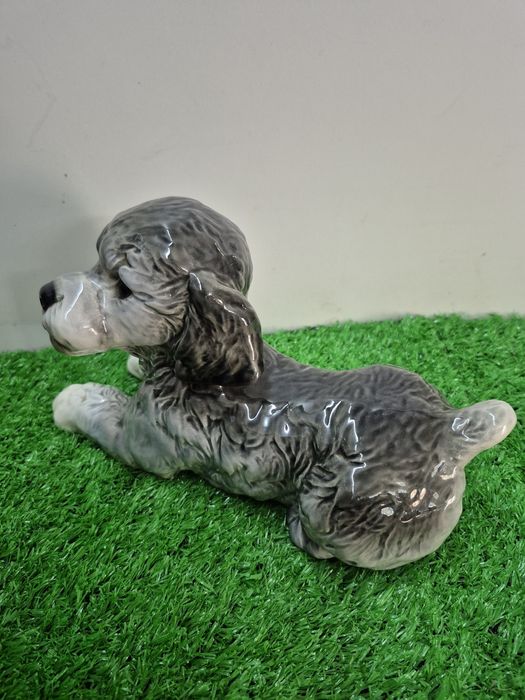 Duża porcelanowa figurka szczeniaka Pudelka GOEBEL