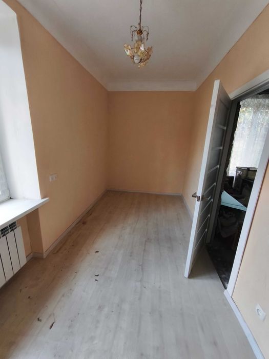 Термінова продаж 2-во кімнатної квартири на 12 кварталі біля  ТЦ Терра
