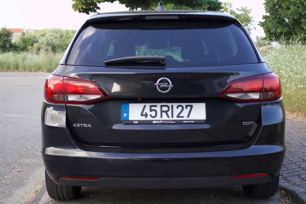 Opel Astra Sports Tourer | Maio 2016  |  Negociável
