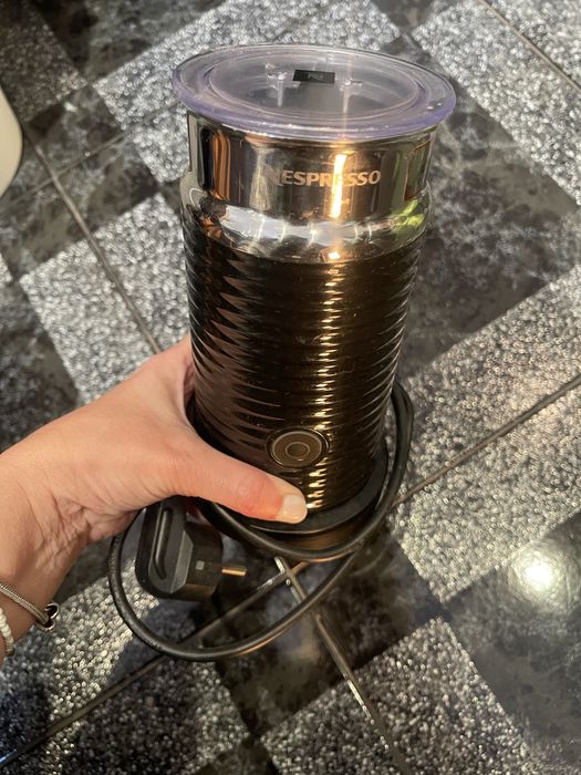 Aeroccino da nespresso pouco uso