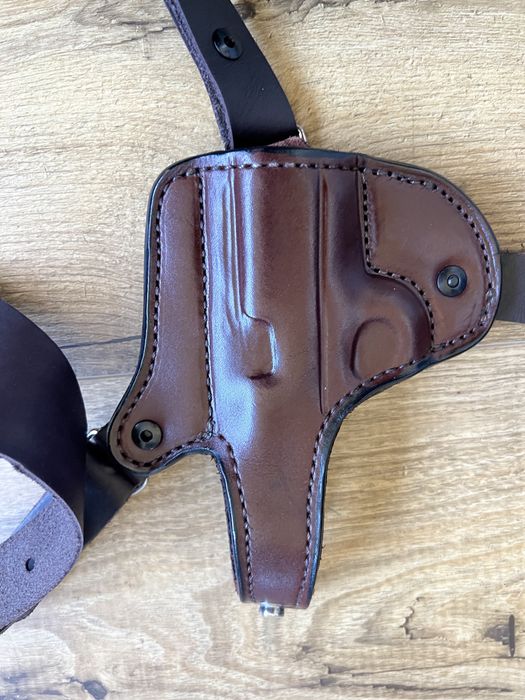 Kirkpatrick Leather Sig Sauer P938 etui z szelkami.