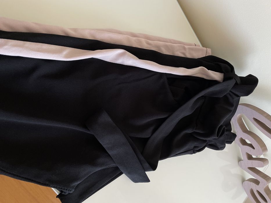 Calças senhora em preto e rosa