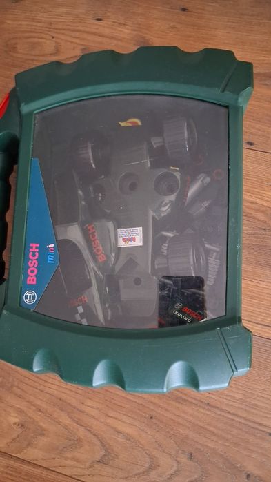 Samochód wyścigiowy Bosch