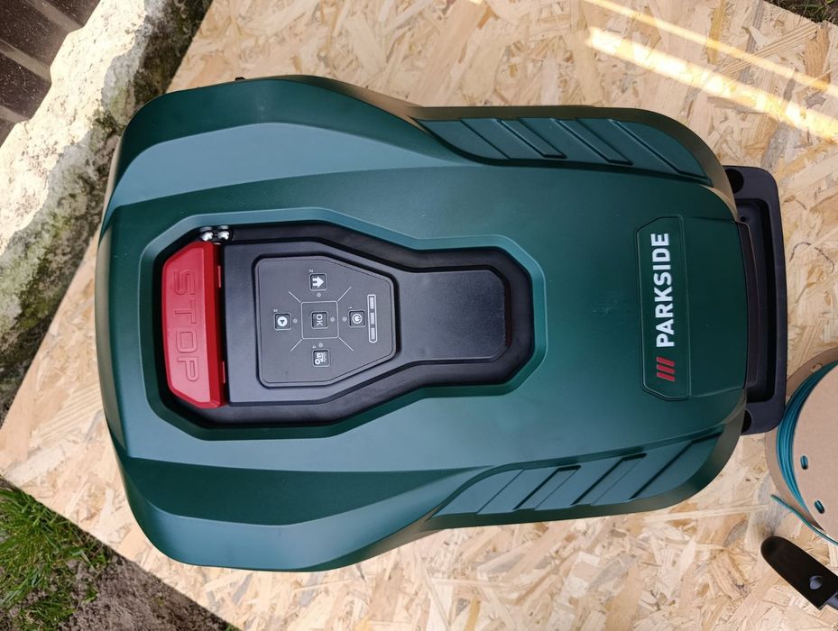 Робот косарка PARKSIDE City Smart PAMRC 250 A1, газонокосарка парксайд