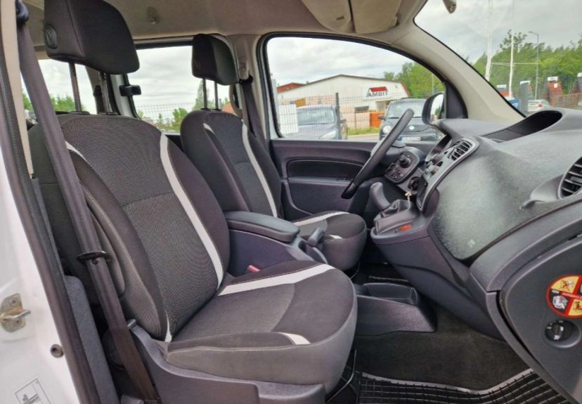 Renault Kangoo 2014 дизель 1.5 dCi 7 місць