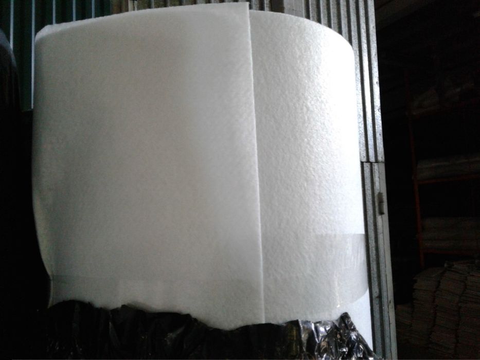 Геотекстиль 100 г/м² для будівництва та дренажу. Сертифікована якість