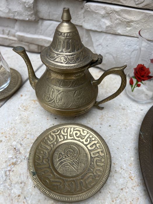 Stary mosiężny arabski zestaw do herbaty czajnik taca z mosiądzu