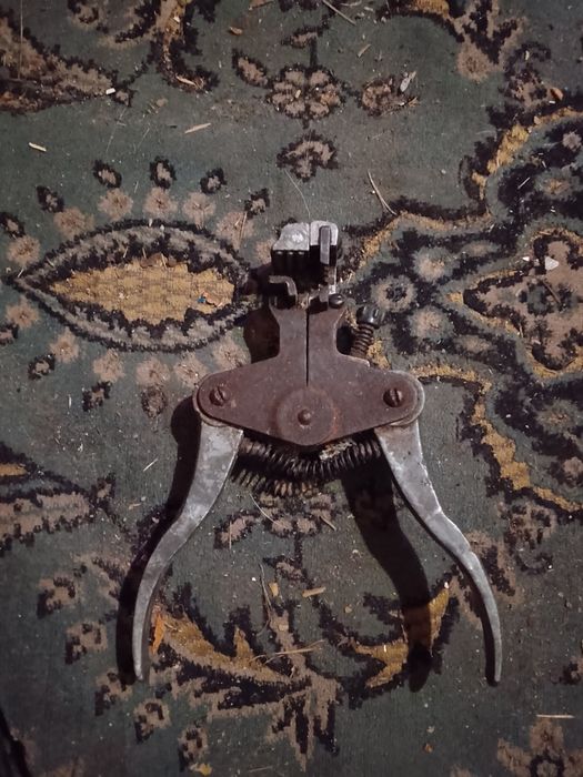 Стриппер для зняття изоляції