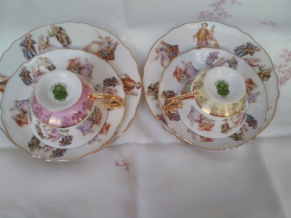 Dois conjuntos  de chá em porcelana Alemã