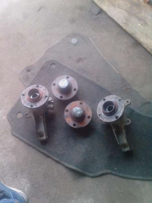Задняя БАЛКА на Ауди Audi 80 B4/Б4 под Дисковый Барабаный Тормоза..