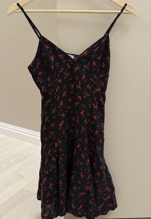 Літня  сукня BERSHKA