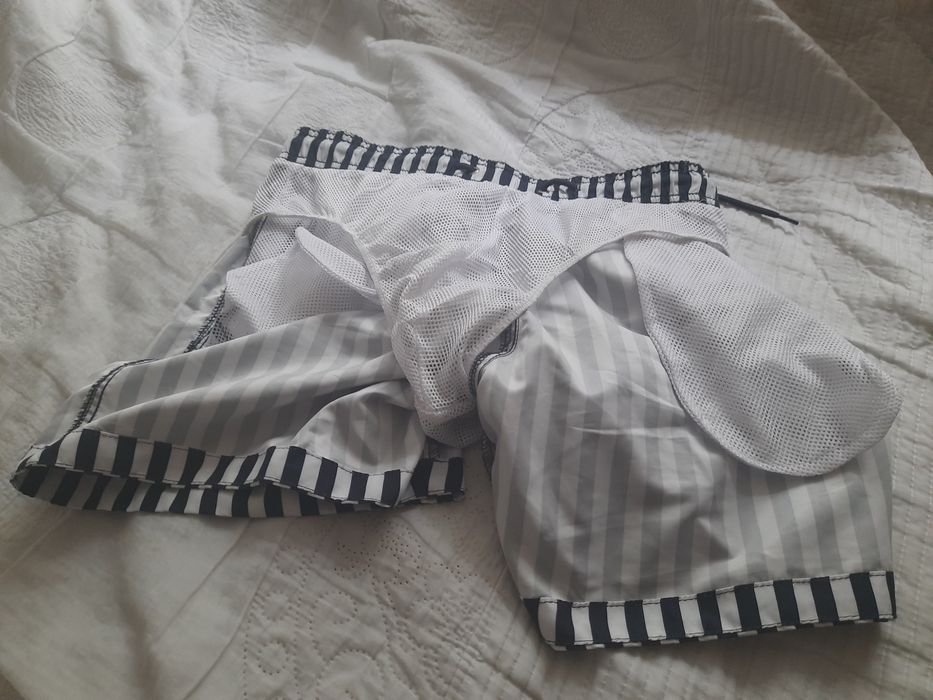 Dwie pary spodenek H&M, spodenki kąpielowe rozmiar S