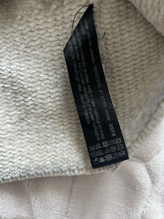 Тепла вязана кофта Zara