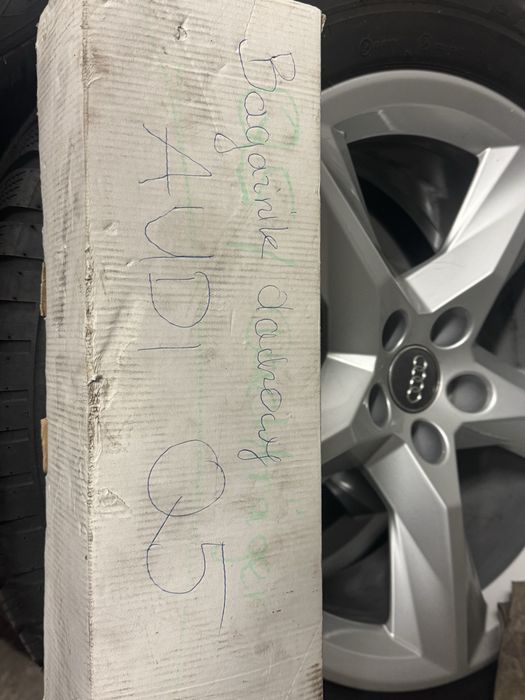 Bagaznik dachowy Audi Q5 , Nowy