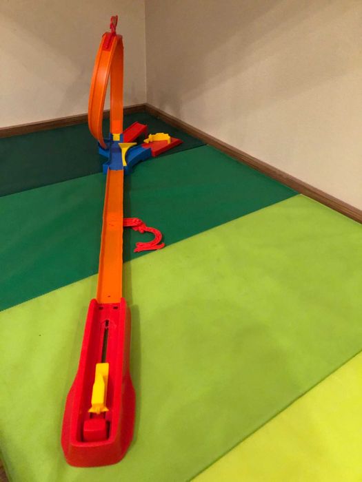 Hot Wheels – tor wyścigowy (bez samochodu)