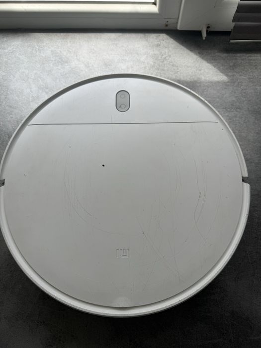 Xiaomi Mi Robot Vacuum-Mop Essential