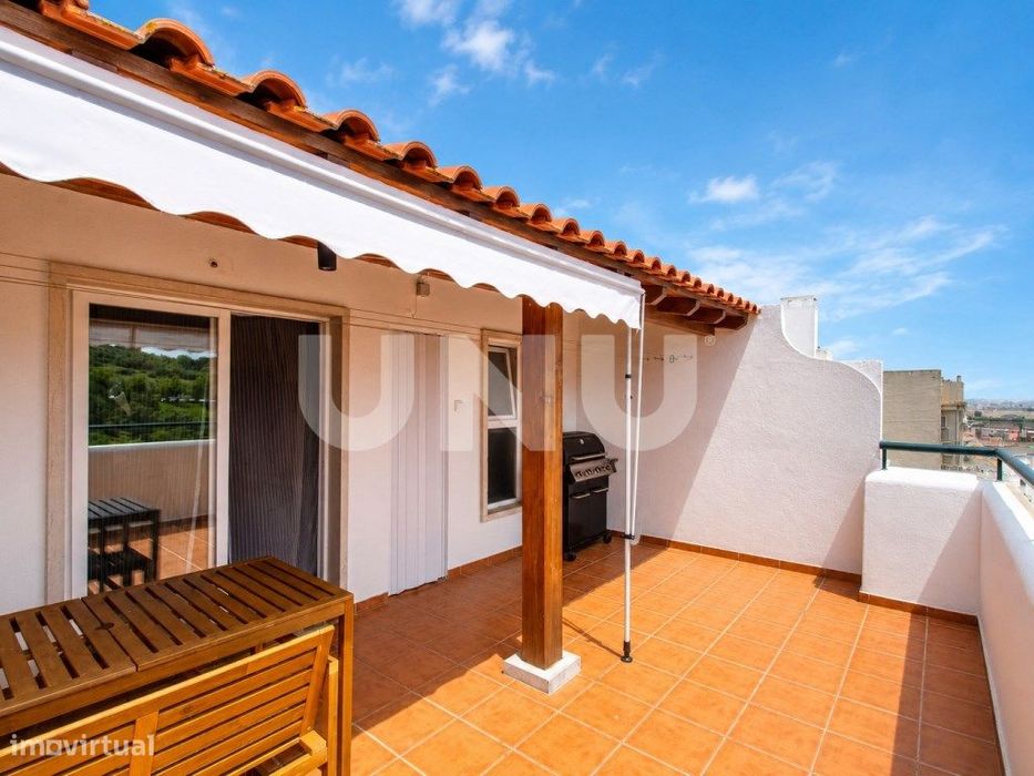 Apartamento T2 com terraço, em Santa Sofia, Vila Franca de Xira!