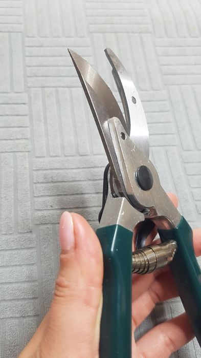 Садовий секатор 10 мм