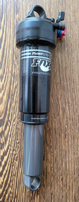 Fox FLOAT CTD 216x63,5 remote damper amortyzator tylni