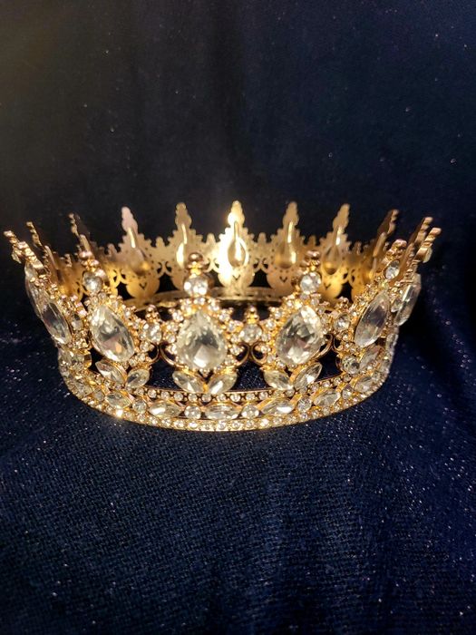 Корона на торт,декор на торт(оренда/прокат)