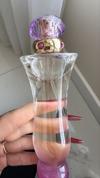 парфумована  вода Versace Woman від італійського модного дому Versace.