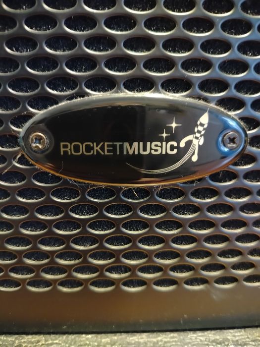 Używany wzmacniacz bwbasowy Rocket Music 60 Wat w bardzo dobrym stanie