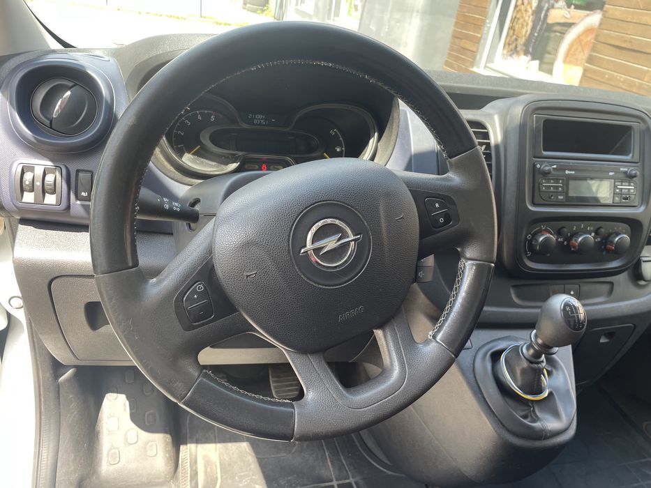 ОPEL VIVARO  BABESTO  1,6 дизель грузовой