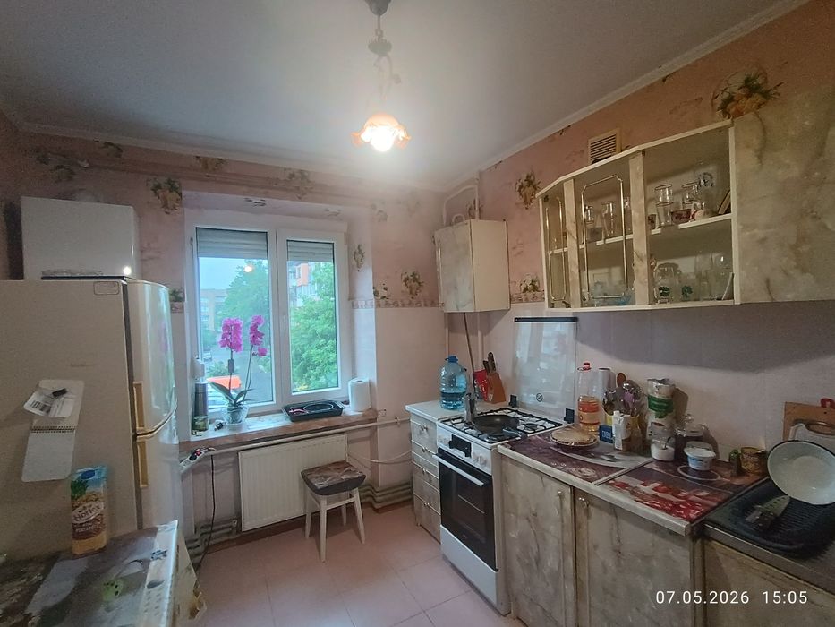 Продаж ДВО кімн. Квартири  3/5