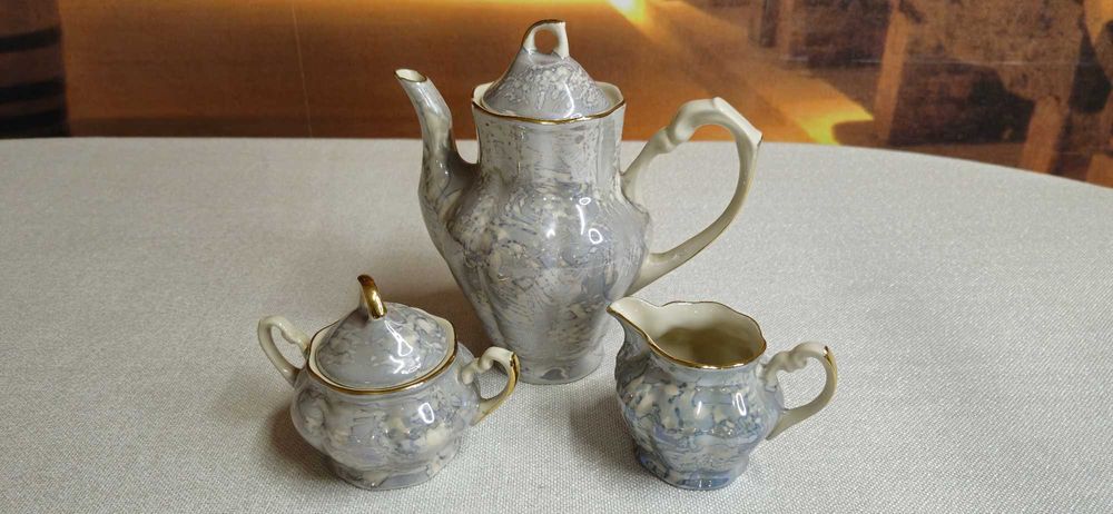 Porcelanowy komplet kawowo-herbaciany CHODZIEŻ dla 6 osób