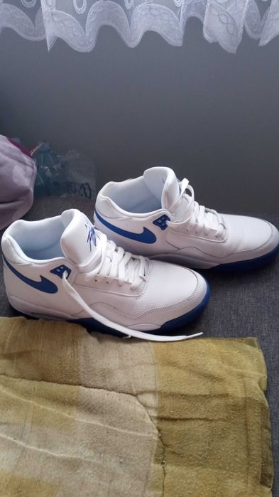 Buty Nike numer 42.5, nowe nie używane.Mozliwa wysyłka.