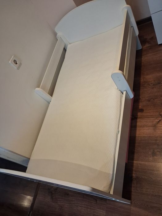 Łóżeczko dla dziecka 140 x 70 materac