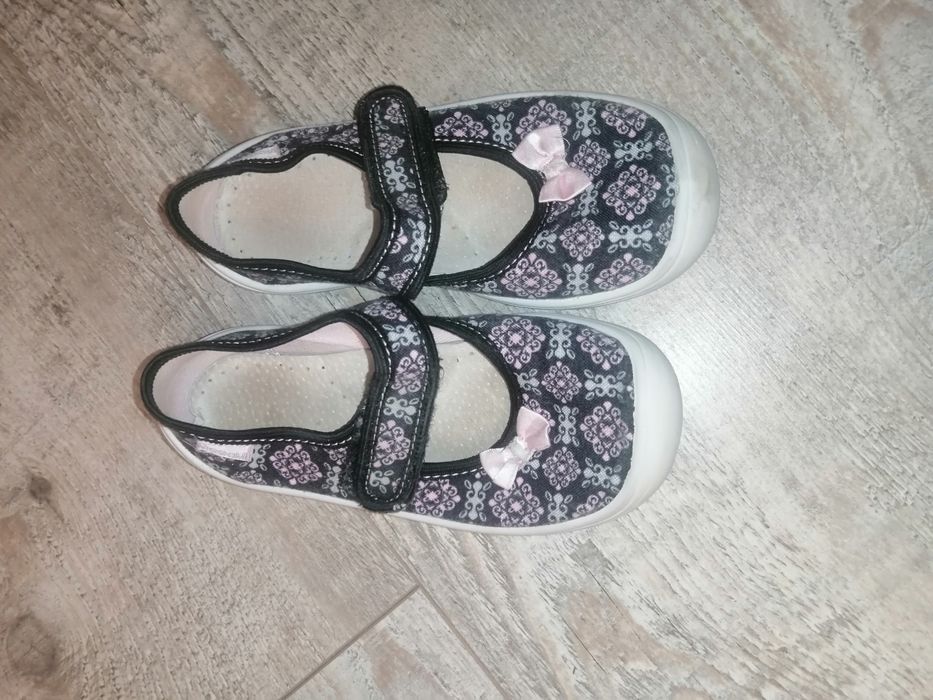 Buciki do przedszkola domu Stan bardzo dobry