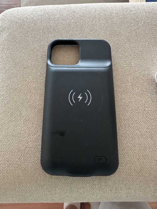 Чохол-павербанк для iPhone 13