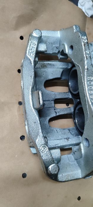 Суппорта brembo на Mercedes sprinter 906 vito 639 vito 447