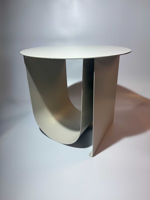 Bloomingville CHER designerski stolik metalowy