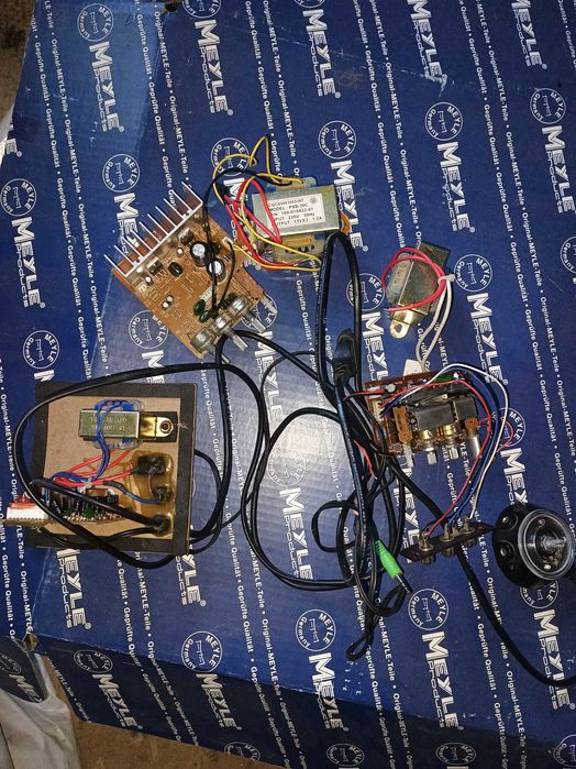 Продам усилители от колонок