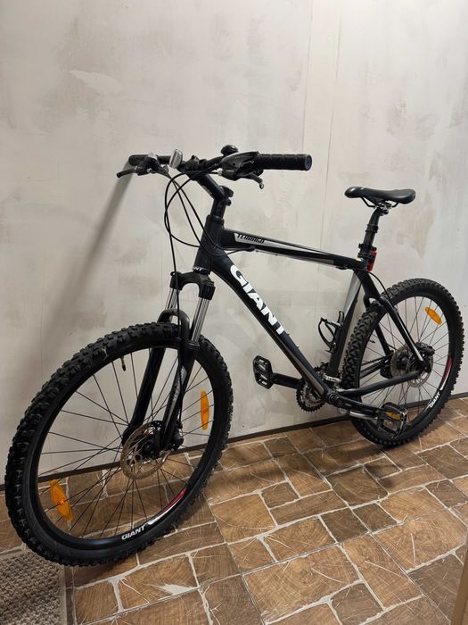 Надійний алюмінієвий MTB Giant Terrago (Розмір L)