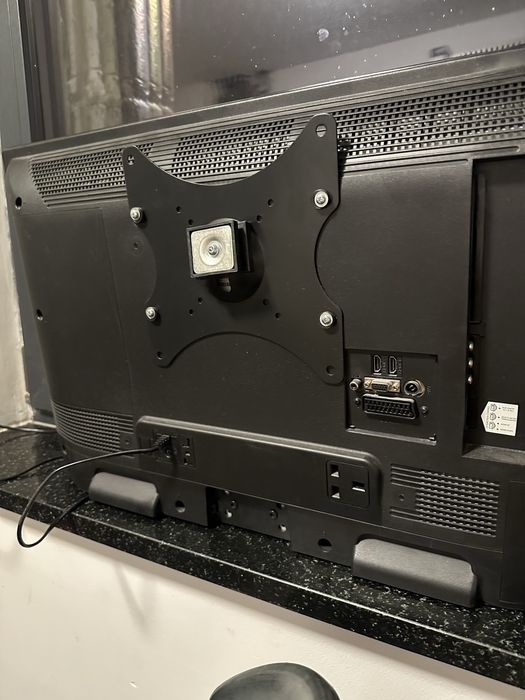 Telewizor hyundai 32”