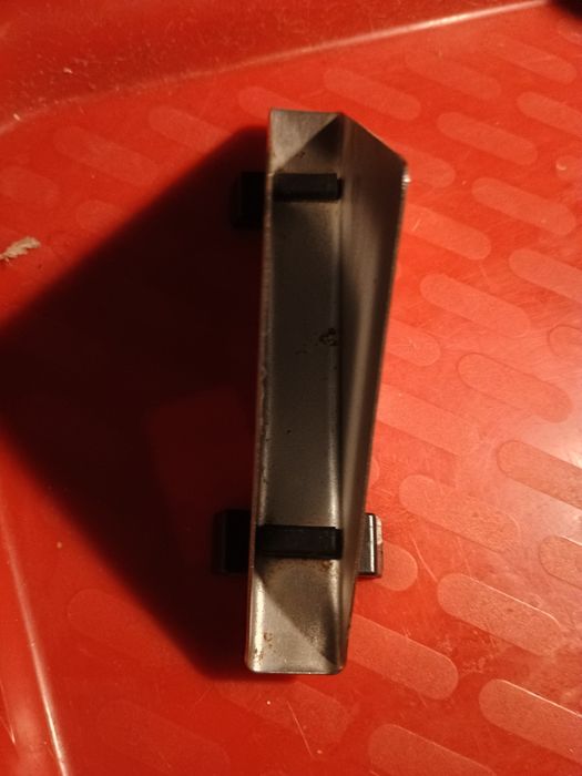 Serwetnik metalowy PRL