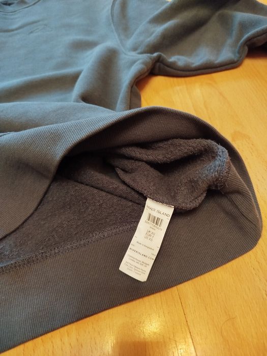Свитшот  М. River island .             Цвет - графит.