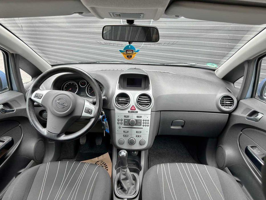 Заощадлива Opel Corsa з Німеччини