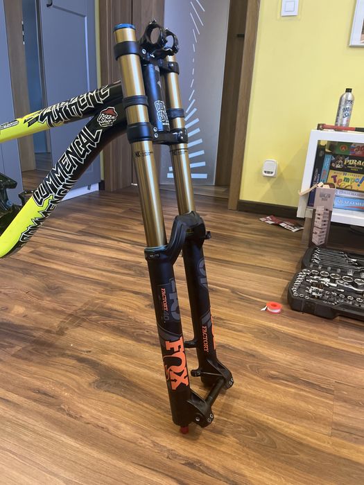 Fox 40 factory kashima grip2 , performance boxxer ultimate select 58