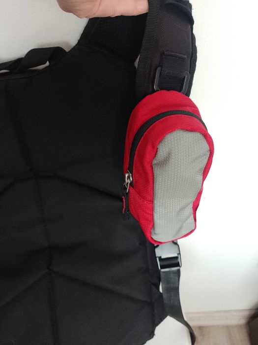 Etui saszetka nerka do paska na drobiazgi, klucze itp