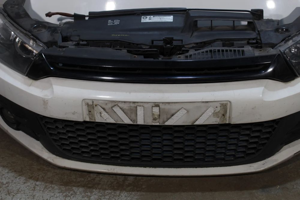 Frente completa VOLKSWAGEN Scirocco (137, 138)